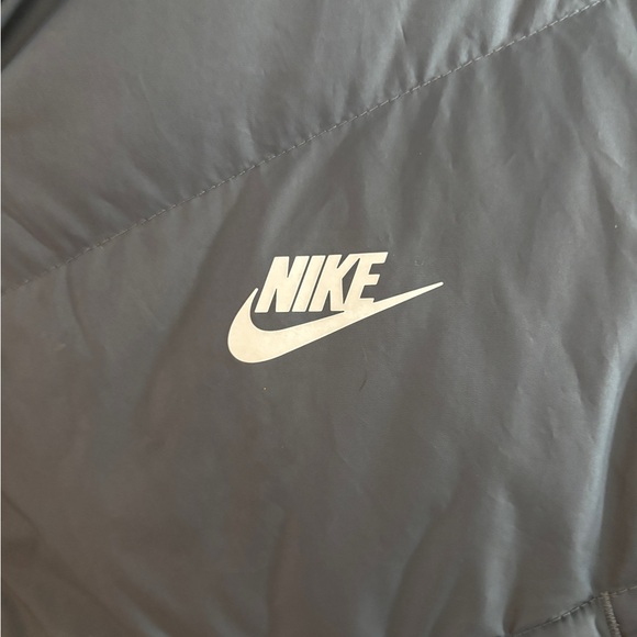 Nike Storm Fit Windrunner Mens Size L, Duck Down Fill, hood, winter, warm - Picture 3 of 7